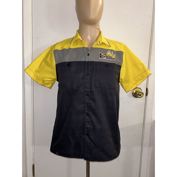 Pikachu Racing Color Block Black Button-Up Short-Sleeve Shirt Top Men’s Sz S - Picture 1 of 7